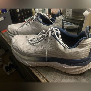 Hoka bondi 6 10.5